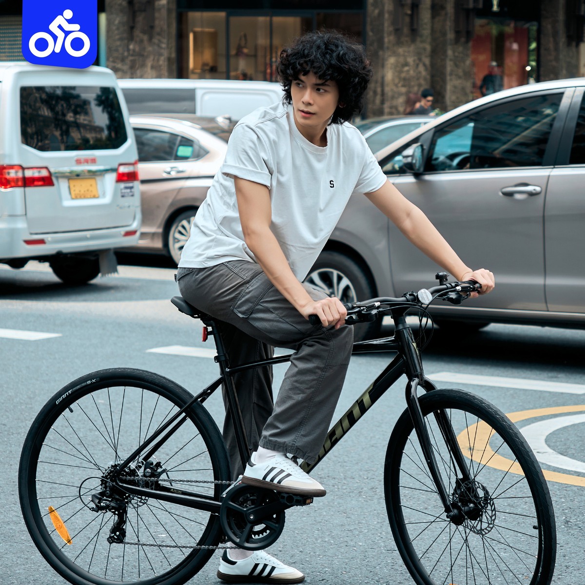 cách chỉnh yên xe đúng tư thế